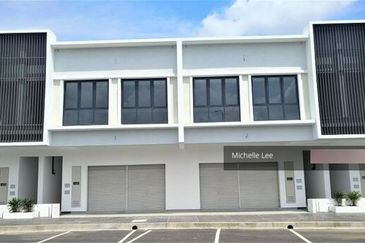 2 Storey Shop @ Bandar Rimbayu Blossom Drive/Square - Ground Floor (limited unit)
