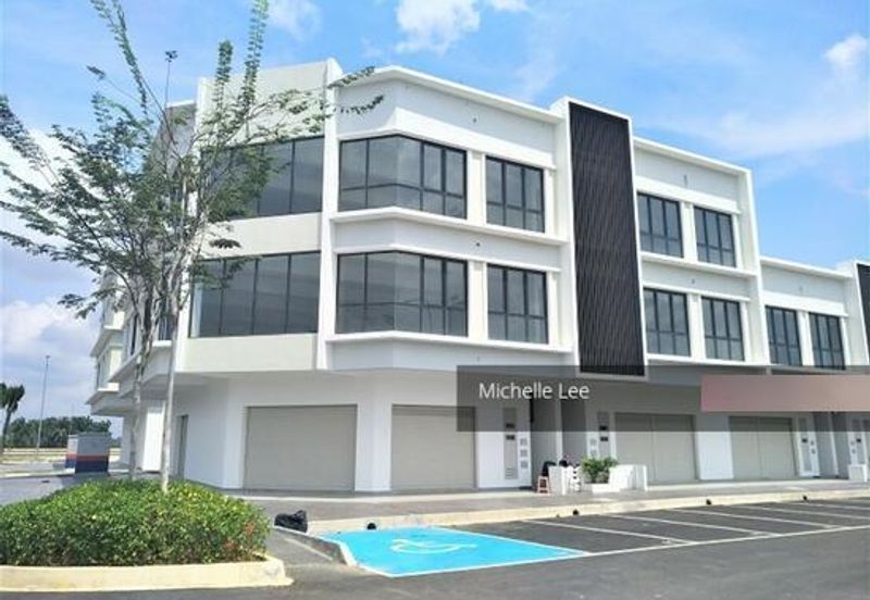 2 Storey Shop @ Bandar Rimbayu Blossom Drive/Square - Ground Floor (limited unit)