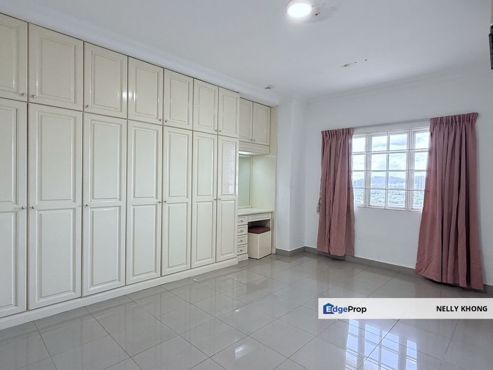 Penthouse with rooftop garden I 15 mins walk to Mid Valley Mall, Kuala Lumpur, Seputeh