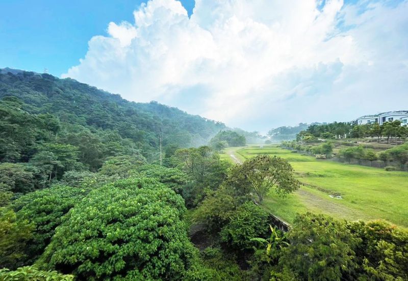 Rafflesia @ The Hill