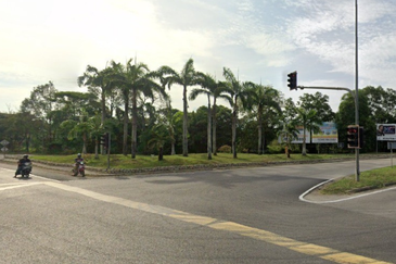 Batu 3, Jalan Gambang