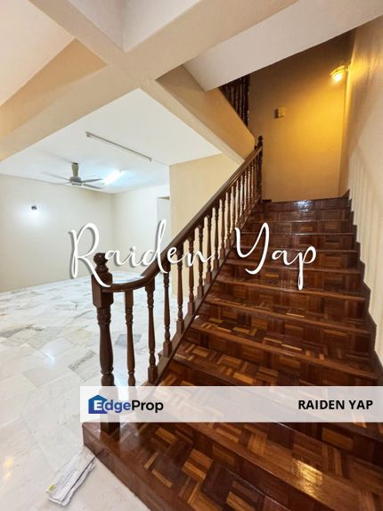2 Sty Landed Bandar Tun Hussein Onn well kept, Easy Access Near to Security, Extra safty. , Selangor, Cheras