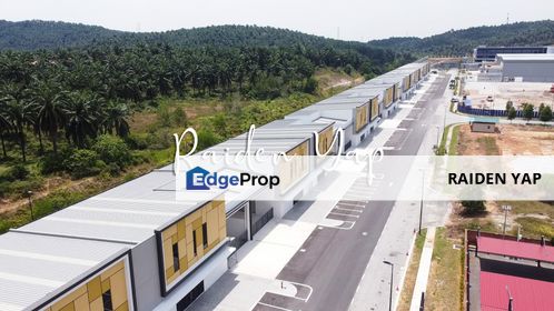 New Warehouse - Endlot 24 Hours Guarded , Loading Bay up to 2 Trucks, Puncak Alam, LATAR, Connected, Selangor, Bandar Puncak Alam