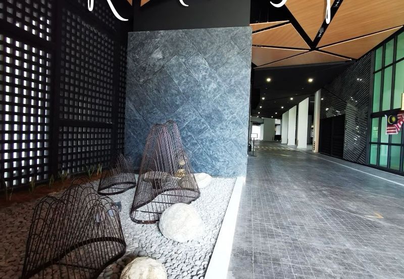 The Valleys @ SkySierra