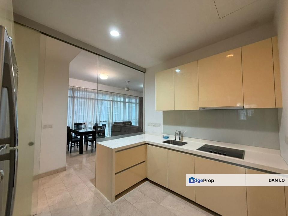 The Panorama KLCC walking to Mall and Train and KLCC park, Kuala Lumpur, KLCC