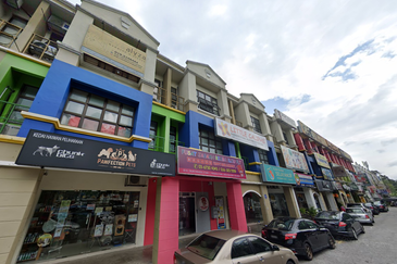 Paragon Valley, 3-Storeys Shop Lot, Corner, Selayang, for SALE