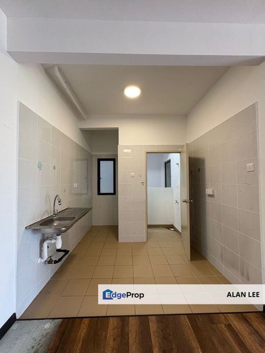 Camelia Residence Sungai Long , Freehold , 3Rooms , Below Market, Selangor, Bandar Sungai Long