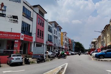 Corner office for rent, NZX, Ara Damansara, PJU 1A/41B 