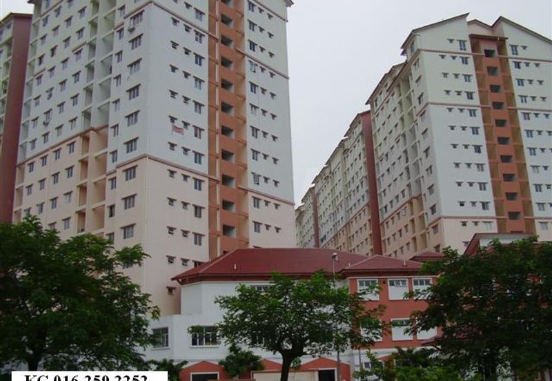 Bayu Puteri Apartment