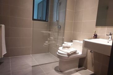 Emerald 9 Condominium