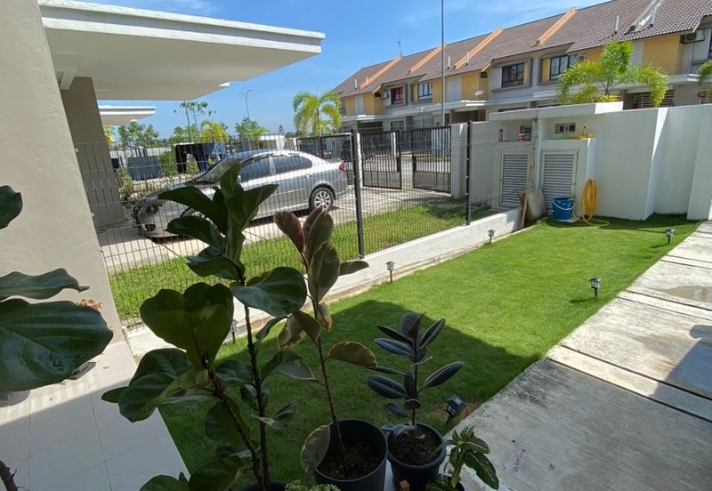 Bandar Mahkota Banting (Brooklands)