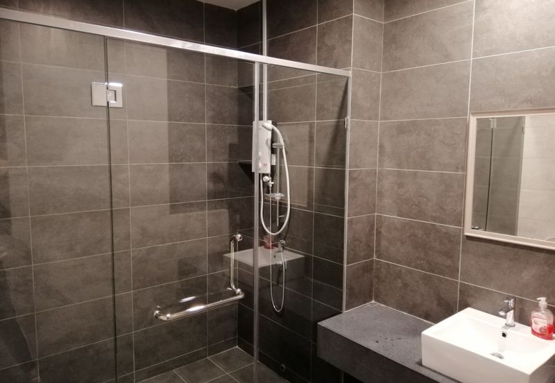 Lucent Residence @ twentyfive.7