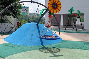 Galleria 2 @ Equine Park