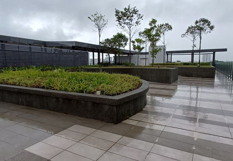 Kenwingston Square Garden