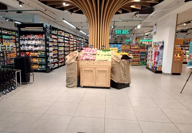 Kenwingston Square Garden