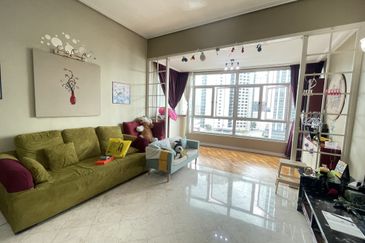 Suasana Sentral Condominium