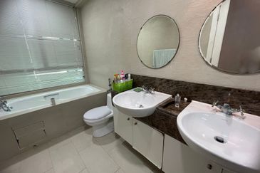 Ara Hill Condominium