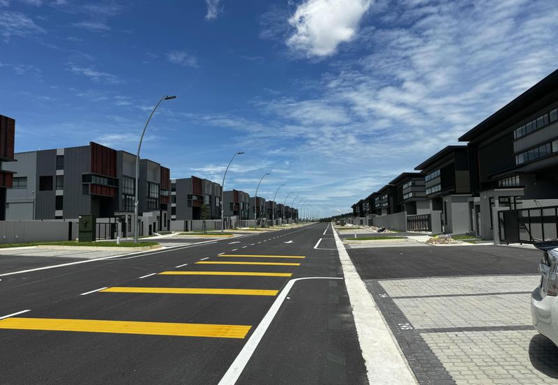 Elmina Business Park