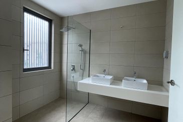 Broadleaf Residences, Hometree