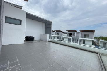 Broadleaf Residences, Hometree