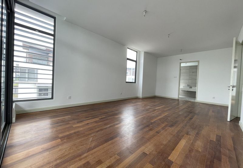 Broadleaf Residences, Hometree