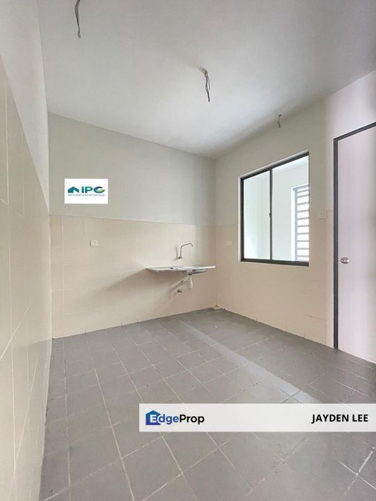  3 Sty Taman Saujana Suria Kajang Gated Guarded Freehold  , Selangor, Kajang