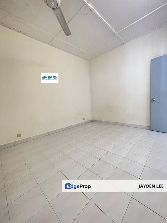 Below Market 1 Sty Jalan SS 3 Petaling Jaya 22x80sf , Selangor, Petaling Jaya