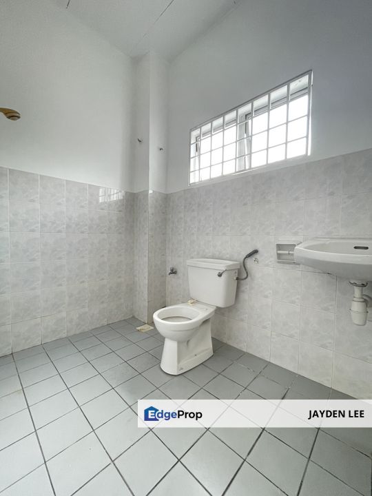 Below market 2 Sty Taman Universiti Jalan Cerdik Bangi 20x65 sqft , Selangor, Kajang