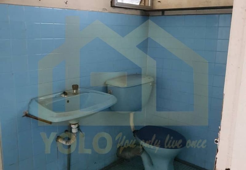 2 Sty Jalan Bawal Taman Sri Gadung Klang 20x80sf 