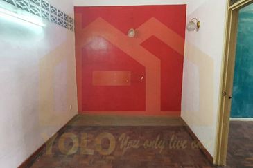 2 Sty Jalan Bawal Taman Sri Gadung Klang 20x80sf 