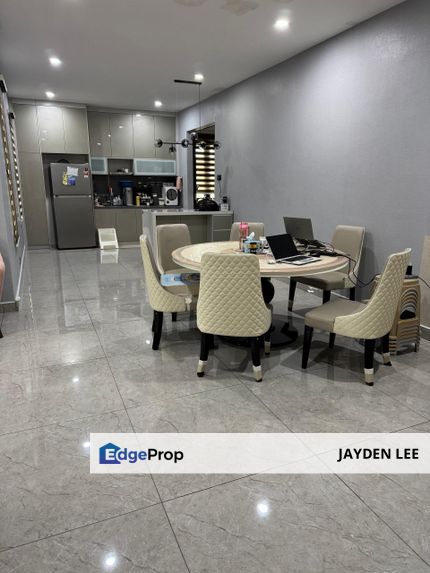 Fully Renovation Corner 2 Sty Karya Residensi Klang      , Selangor, Klang