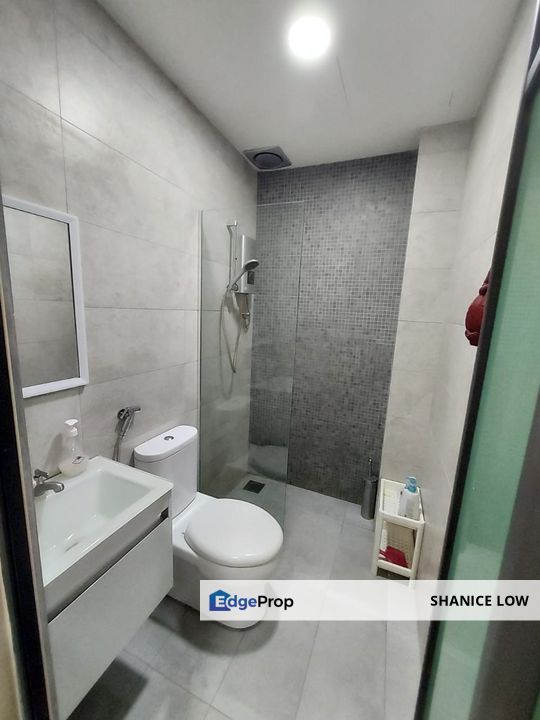 Bandar Bukit Puchong 2 storey Semi-d 3400sf 6 bedrooms 5 batahrooms fully extended and renovated for Sale, Selangor, Puchong