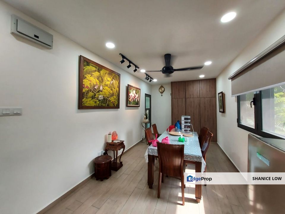 Bandar Bukit Puchong 2 storey Semi-d 3400sf 6 bedrooms 5 batahrooms fully extended and renovated for Sale, Selangor, Puchong