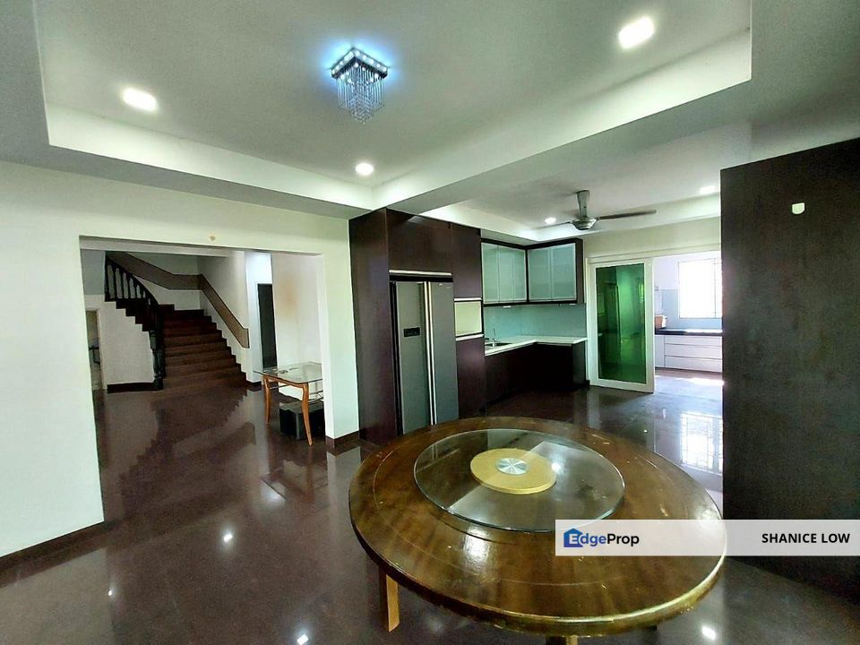 Bandar Puteri Puchong limited 2 storey Corner 4779sf land size semi furnished with 7 bedrooms & 5 bathrooms!  , Selangor, Bandar Puteri Puchong