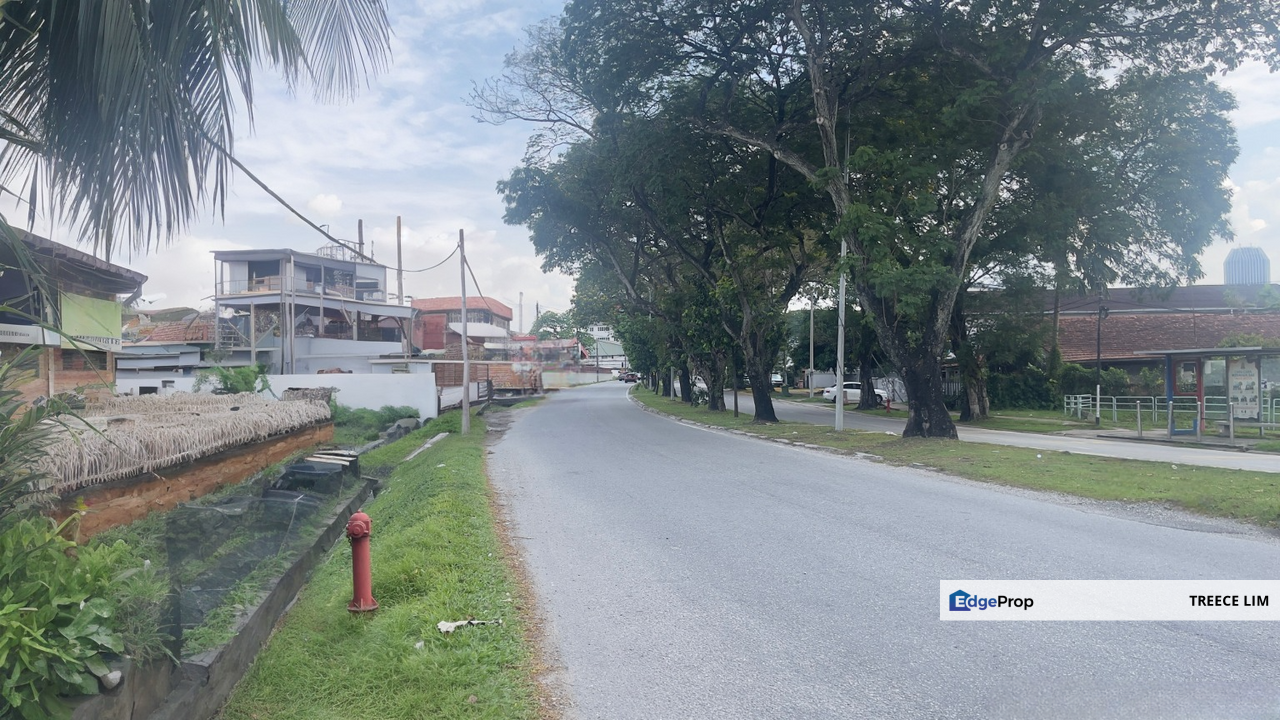 PJ 3-Storey Industrial Unit – Showroom, F&B, Logistics, Selangor, Petaling Jaya