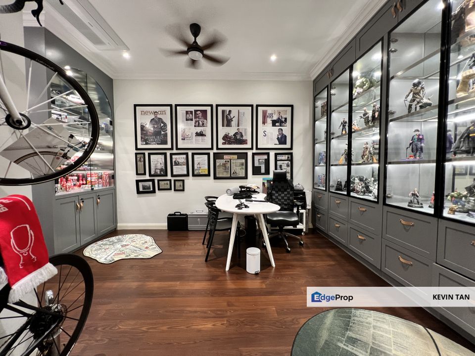 Colonial Inspired Opulence , Kuala Lumpur, Mont Kiara