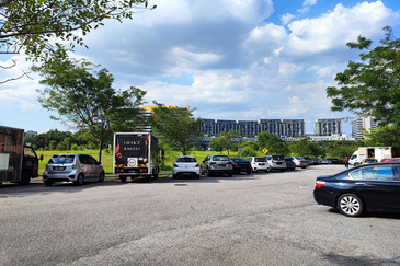 D'vida Shop 1st Floor, Bukit Jelutong Shah Alam