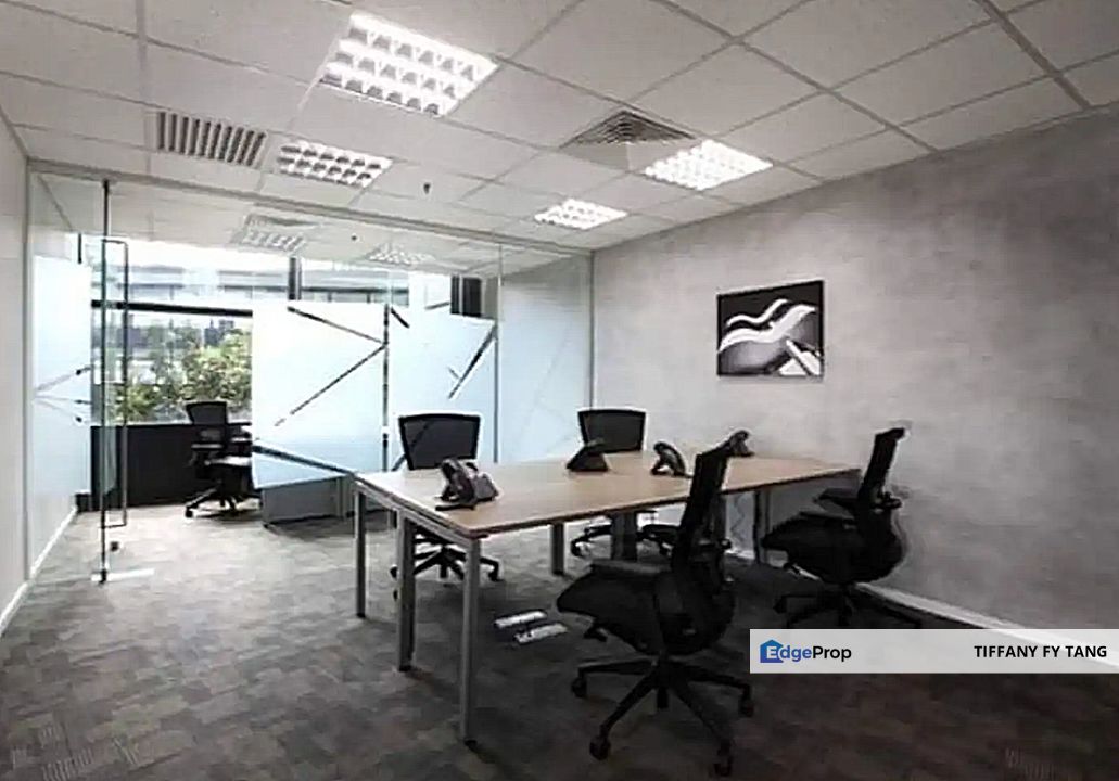 TROIKA OFFICE FOR SALE, SEMI-FITTED, MODERN DESIGN, Kuala Lumpur, KLCC