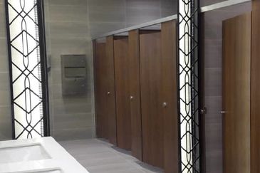 Plaza Conlay, Jalan Conlay