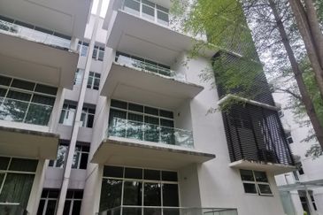 Kenny Hills Residence