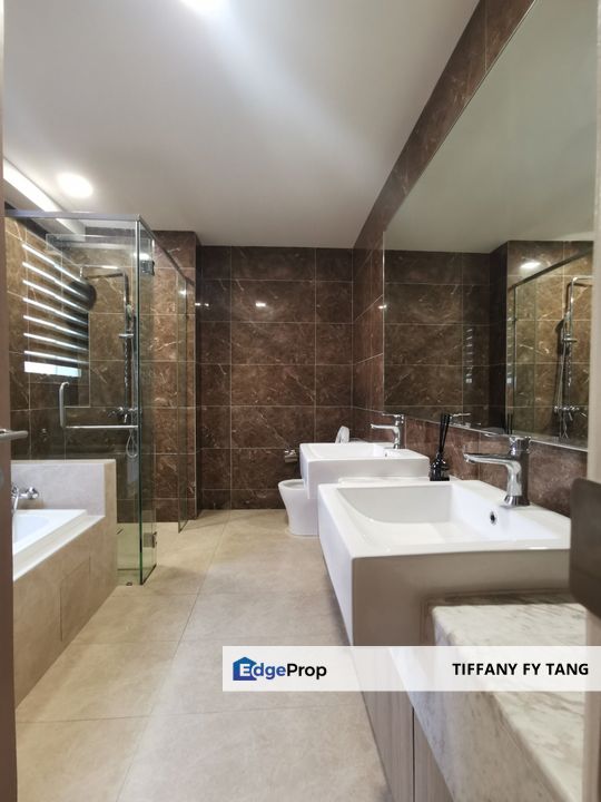 Prestigious Condo with Spectacular KL City View @Residensi R8, U-thant, Ampang Hilir!!, Kuala Lumpur, KL City