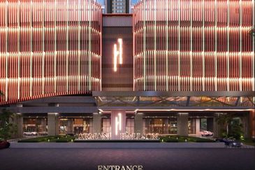 Armani Hallson @ KLCC - KLCC New Instagramable Luxury Suite - Sky Pool, Sky Dining, Sky Bar