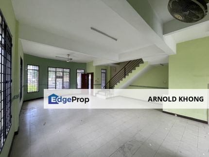 2.5 story Corner terrace/link for RENT @ Suria Grande, Taman Bukit Semenyih, Selangor, Semenyih
