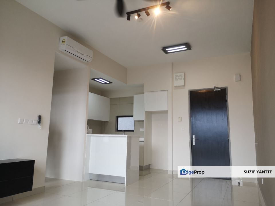 [CHEAPEST CORNER PARTLY FURNISHED 3ROOMS 2 PARKINGS SIDE BY SIDE] ASTORIA AMPANG, AMPANG NEAR TO JALAN AMPANG, KLCC, AKLEH HIGHWAY, UKAY PERDANA ETC, Selangor, Ampang