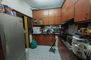 Emerald Hill, Taman Bukit Indah