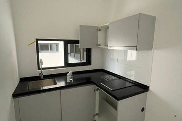 Equine Residence @ Equine Park