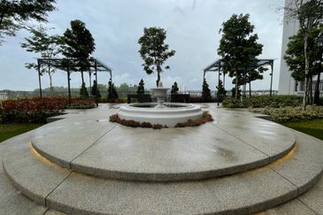 Equine Residence @ Equine Park