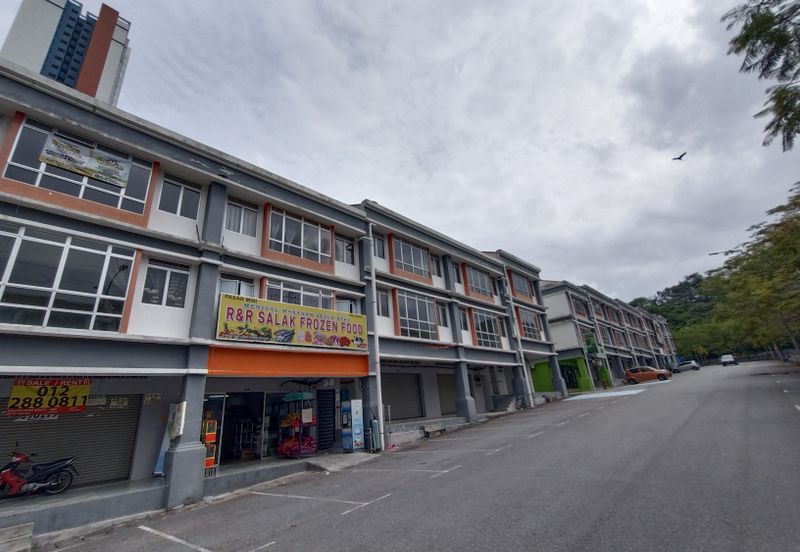 Bandar Baru Salak Tinggi