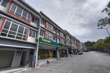 Bandar Baru Salak Tinggi