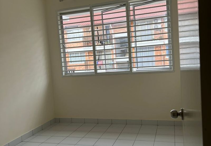 Villa Court @ Goodview Height